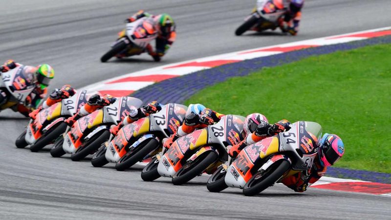 veda-ega-pratama-raih-juara-red-bull-rookies-cup-2025-di-mugello
