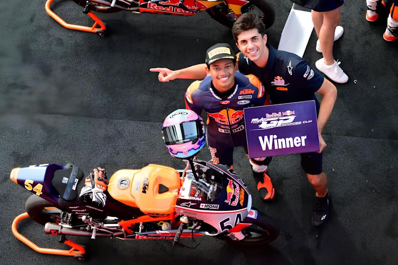 veda-ega-pratama-targetkan-kemenangan-di-red-bull-rookies-cup
