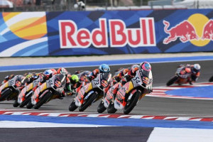 veda-pratama-raih-juara-di-mugello-red-bull-rookies-cup-2025