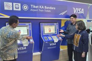 visa-resmikan-pembayaran-contactless-di-stasiun-ka-bni-city