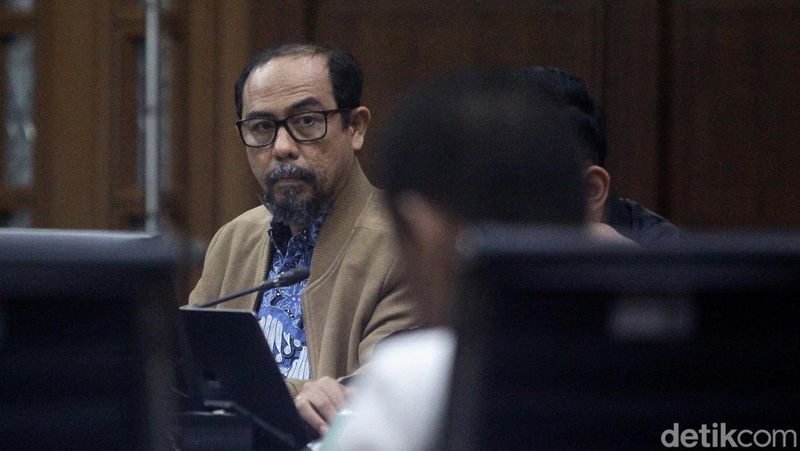 vonis-hakim-agung-gazalba-menuai-kritik-pedas-publik