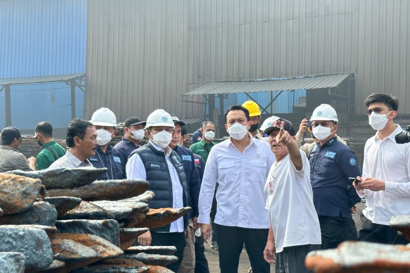 wamen-lh-pimpin-penyegelan-tiga-pabrik-pencemar-udara-di-banten