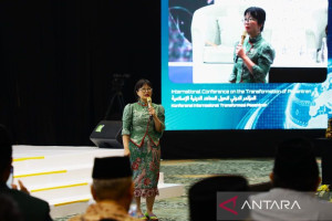wamendiktisaintek-ai-tidak-gantikan-pemikiran-refllektif-manusia