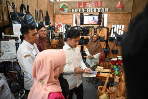 wapres-gibran-optimalkan-pameran-untuk-tingkatkan-umkm-nasional