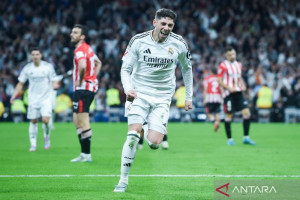 xabi-alonso-bandingkan-gaya-bermain-valverde-dengan-gerrard