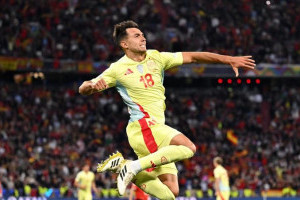 zubimendi-tiba-di-london-segera-gabung-arsenal